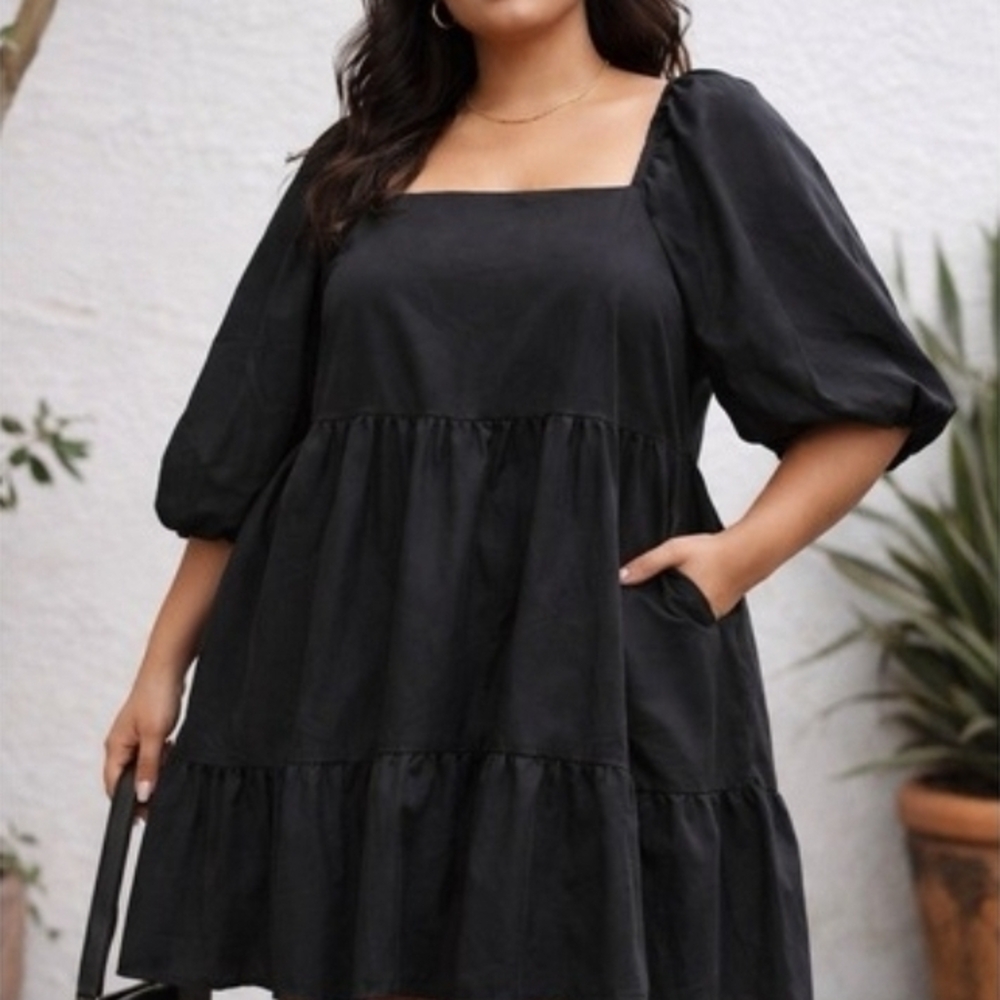 Levi's Elegant Black Mini Dress with Puff Sleeves